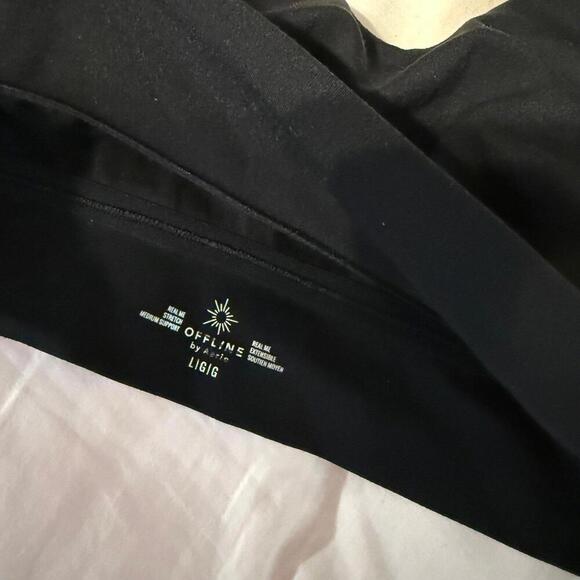 Aerie Balck Sports Bra - Picture 2 of 3